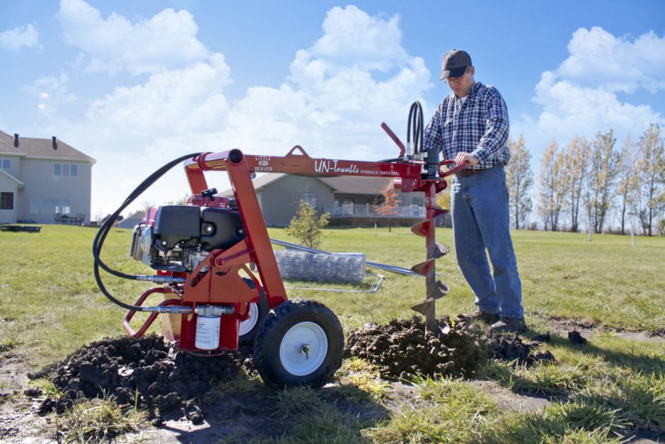 UN-Towable earth drill